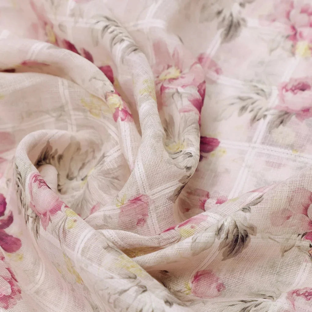 Captivating Linen Fabric Adorned with Wine and Pink Floral Design – 0l2a0814copy
