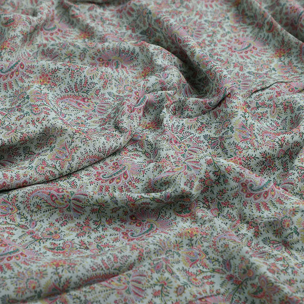 Tiny Western Leaves With Flower Digital Printed Fabric - Pure Georgette – 0l2a7360copy