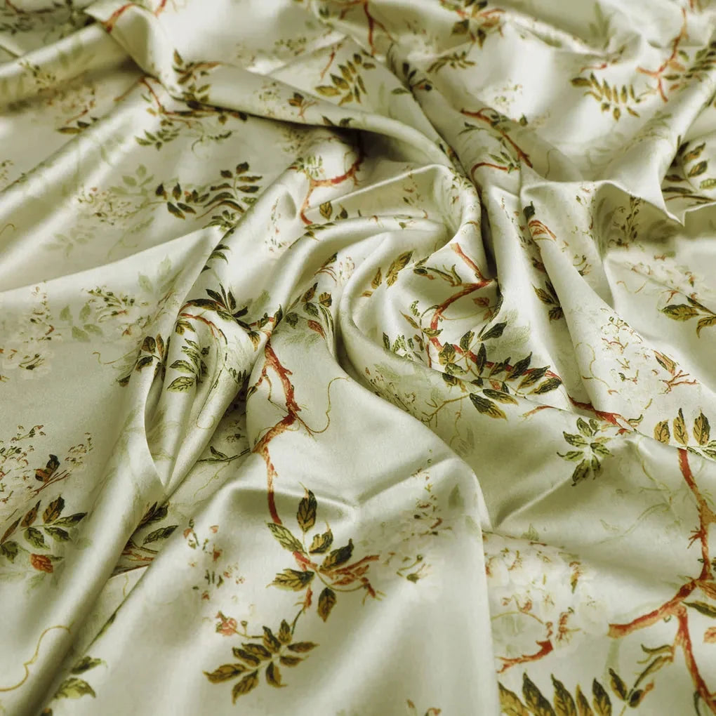 Graceful Floral Design Printed on Japan Satin Fabric – 0l2a8450copy