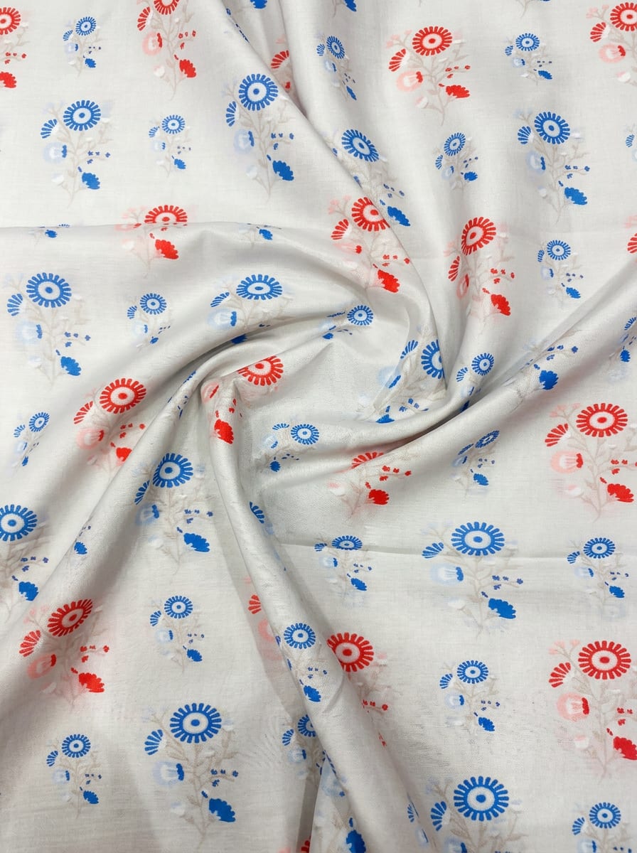 Close-up Texture & Drape of Muslin Fabric — FAB VOGUE Studio