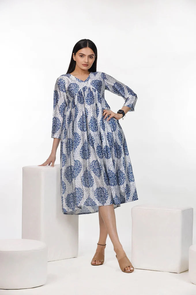 Indigo Leaf Motif Print Dress – 39.1 bd8f9cfb 5633 432e b1b5 e6e8cfae2a95