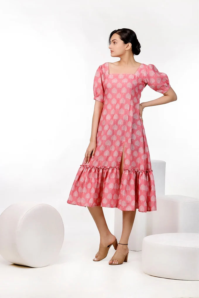 Leaves Design Printed Dress – 47.3 f4aee37c 8381 4aec ac7f 646bfe9d9c3d