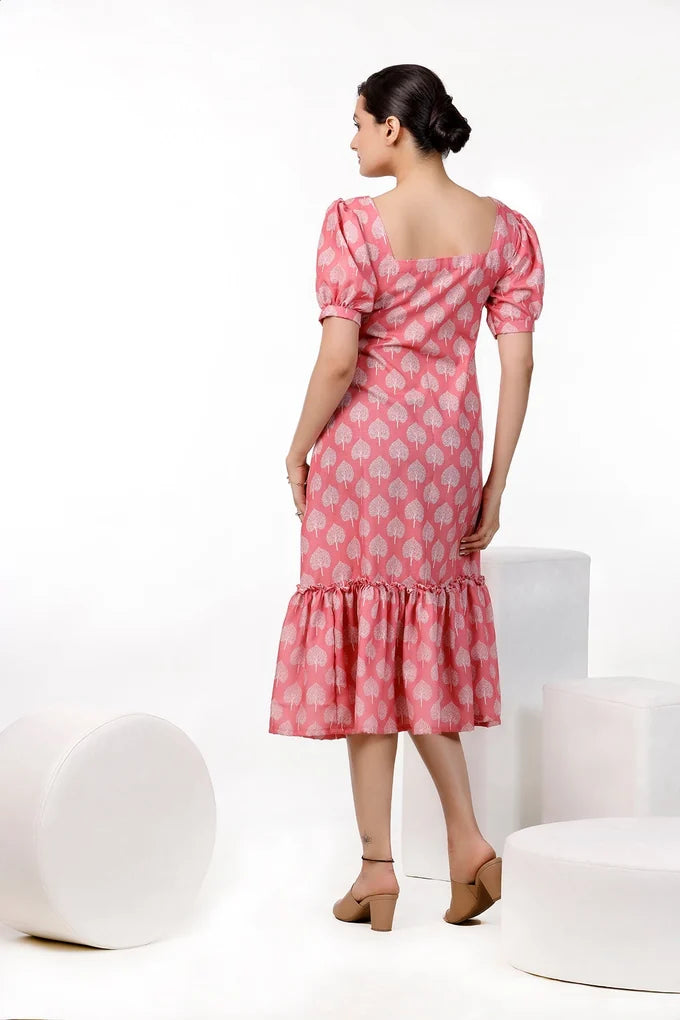 Leaves Design Printed Dress – 47.4 381c44cc 40f9 4ba8 bb74 9d6b06d11f69