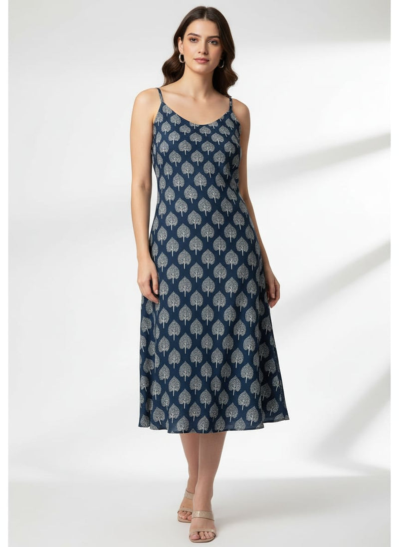 Stylized Mepal Leaf Motif Digital Printed Fabric - Upada Silk