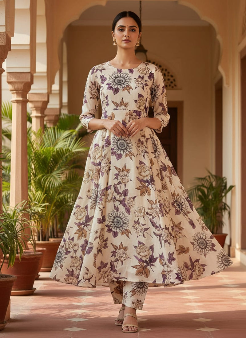 Vintage Look Flower Digital Printed Fabric - Muslin