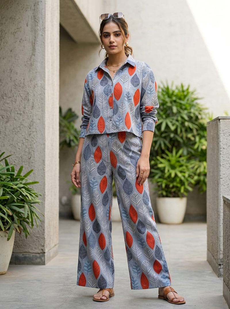Grey Stylized Botanical Leaf Print Pure Cotton Digital Printed Fabric