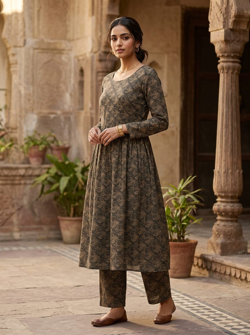 Brown Classic Paisley Pattern Muslin Digital Printed Fabric