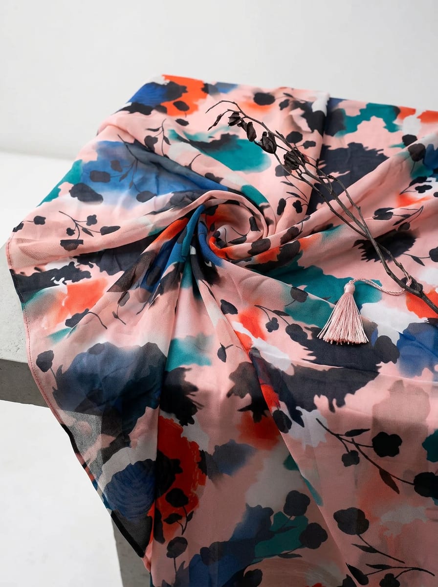 Where Watercolor Brushstrokes Meet a Garden