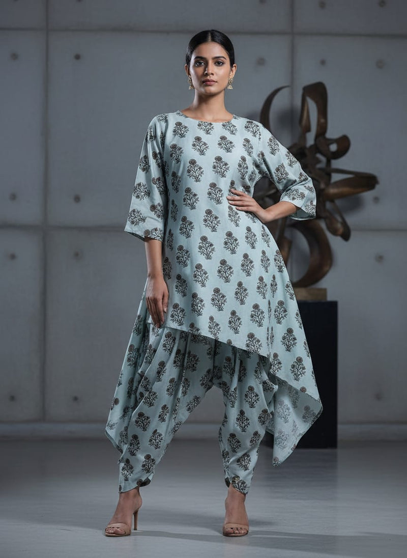 Seamless Indian Mughal Motif Flower Digital Printed Fabric - Rayon