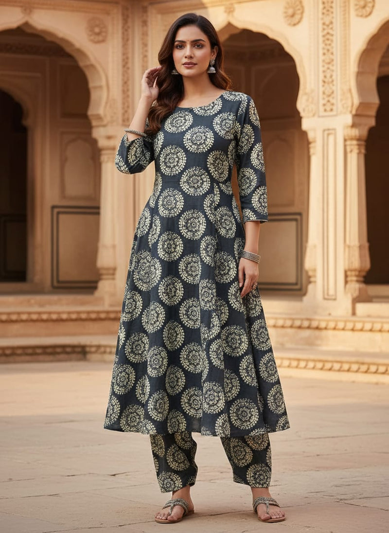 Seamless Rounded Suzani Art Digital Printed Fabric - Poly Muslin