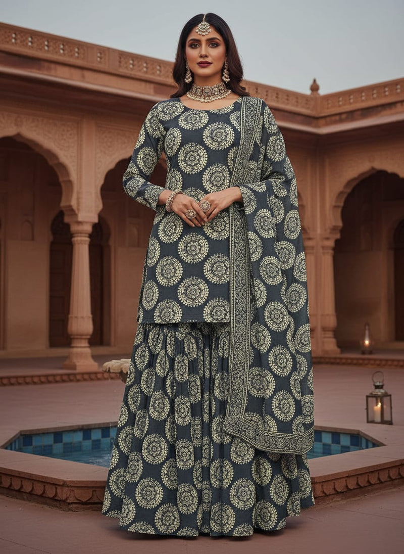 Seamless Rounded Suzani Art Digital Printed Fabric - Pure Georgette