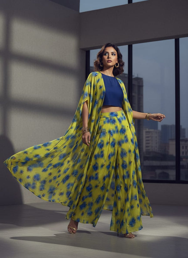 Watercolour Southern Platyfish Colour Digital Printed Fabric - Pure Chinon - Cape with Palazzo Lookbook - PC-0-TA08264P5-106 - alternate view