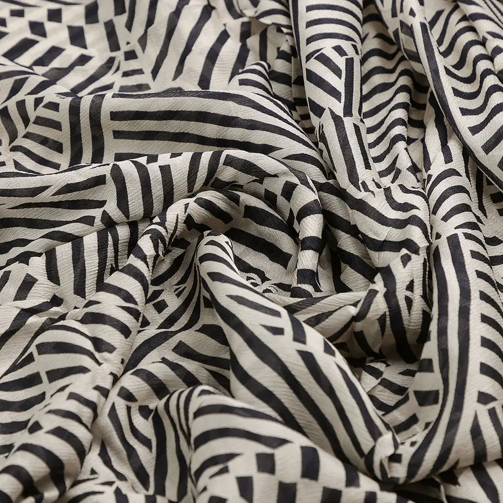 Attractive Black Strips With Bone Colour Digital Printed Fabric - Pure Chinon – pc 0 ta0078 106 c
