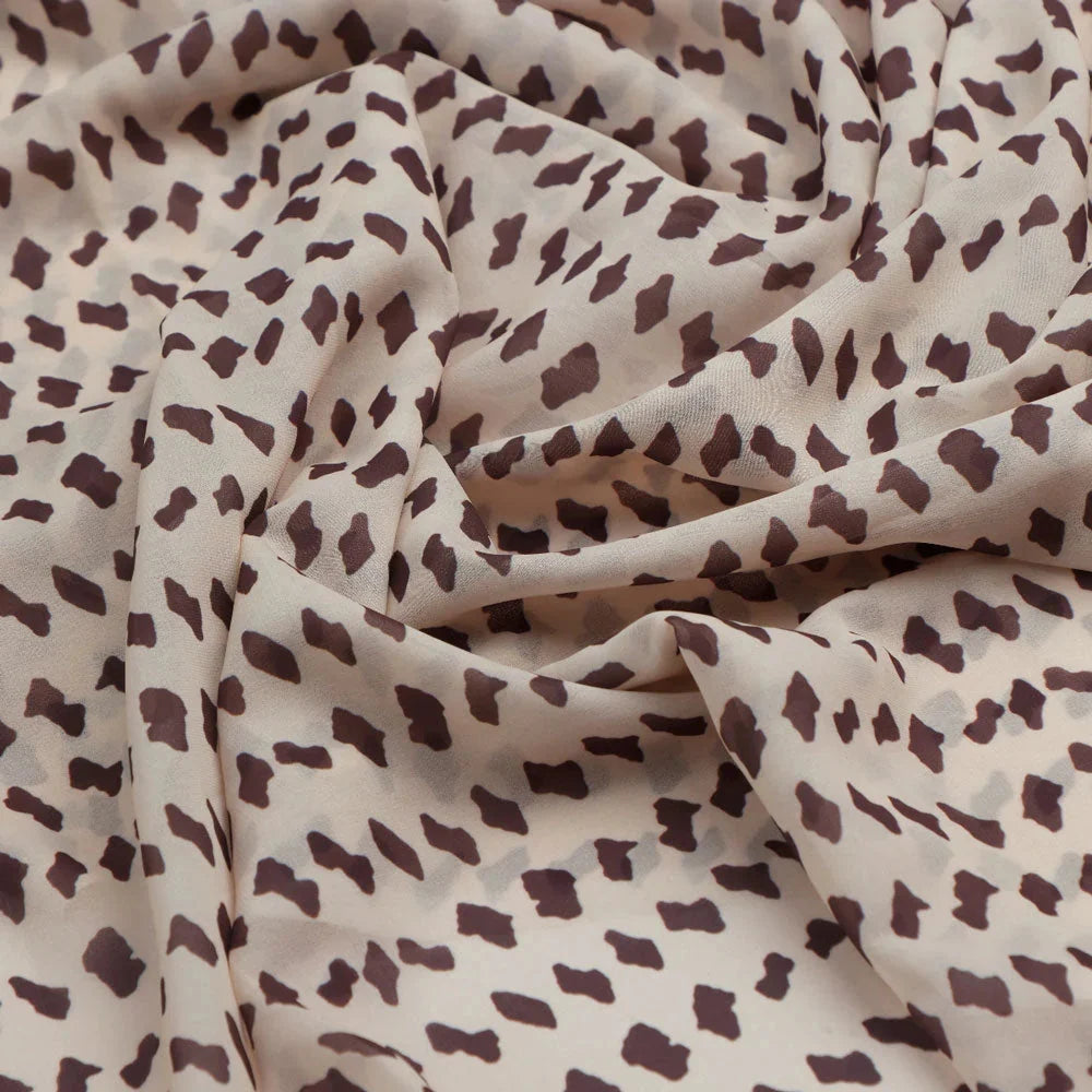 Classy digital printed fabric in cream color – pog 0 ta07591 110 c
