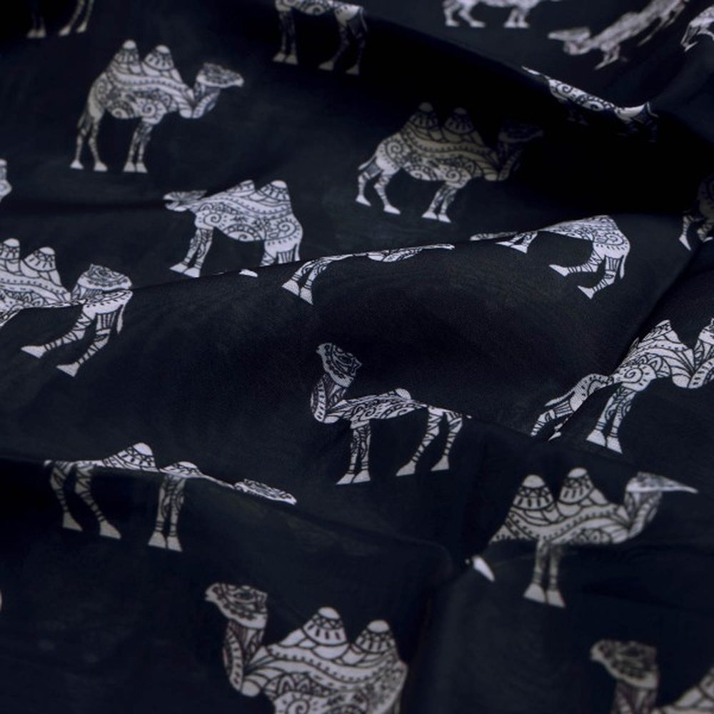 Black & White Intricate Camel Pattern Chanderi Fabric – ch 0 ta0692 108 1