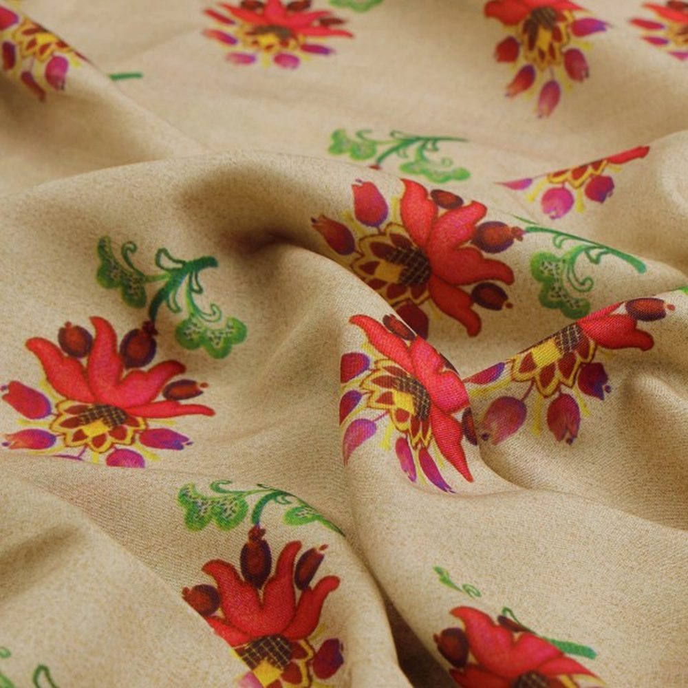 Beige Muslin Fabric with Red and Green Floral Motifs – mu 0 ta0850 114 1