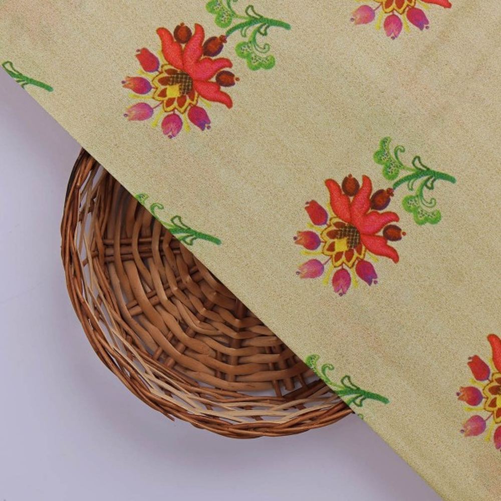 Beige Muslin Fabric with Red and Green Floral Motifs – mu 0 ta0850 114 3