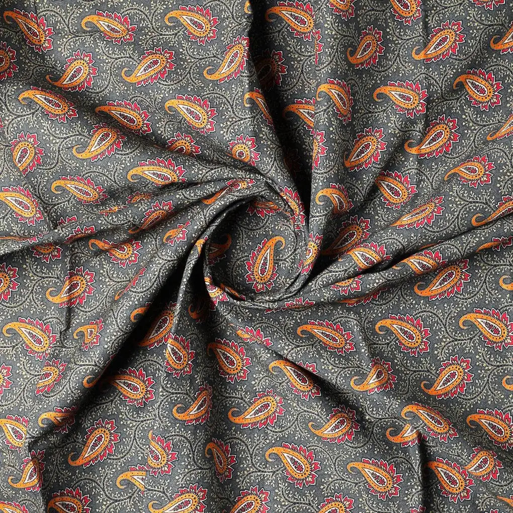 Red Paisley Pure Cotton Printed Fabric Material – pco 0 ma015041 108 red paisley pure cotton printed fabric material 1