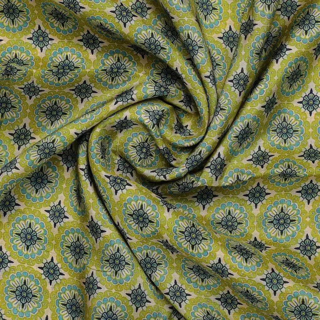 Attractive Tiny Green Link Flower Digital Printed Fabric - Pure Muslin – pm 0 ma014921 110 attractive tiny green link flower digital printed fabric pure muslin 1