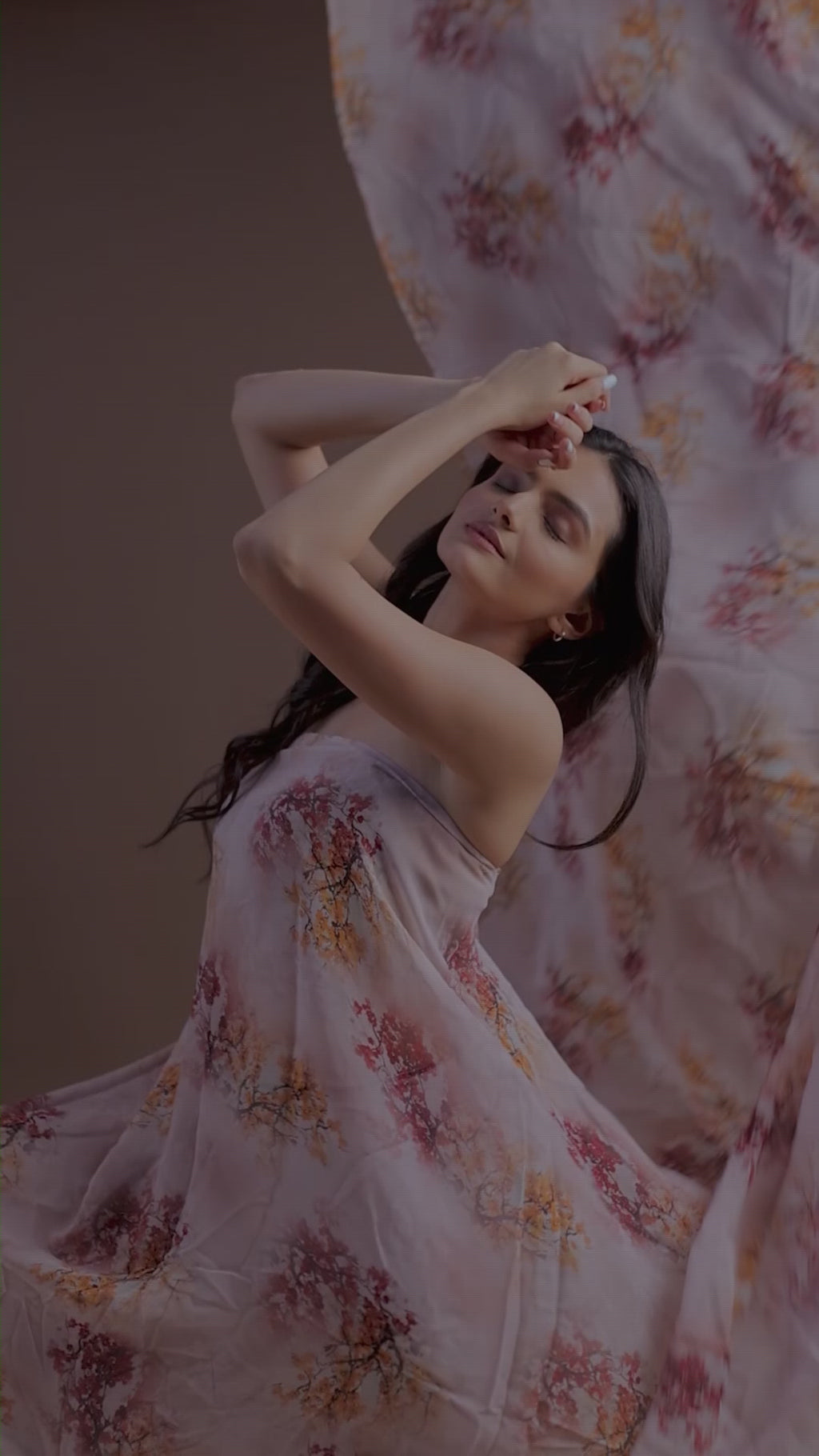 Misty Rose Leaves Printed Pure Georgette Fabric