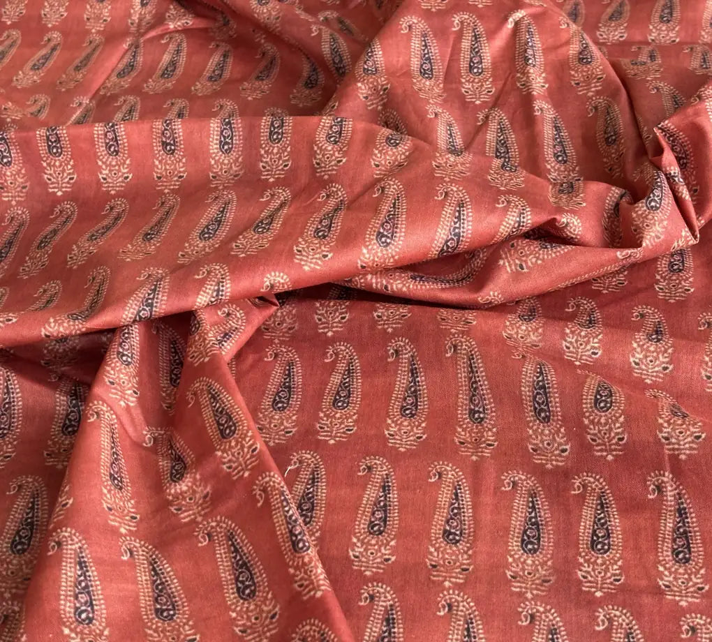 Red Paisley Digital Printed Fabric - Pure Cotton – r2 c5b7408a cab1 4d89 85d0 4bfd20fbc808